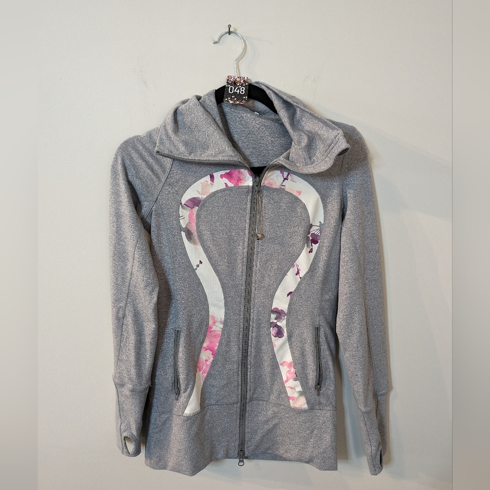 48. Lululemon full zip